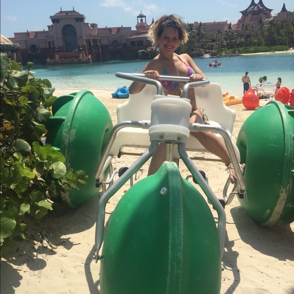 Meet your Posher, Jessica - Picture 3 of 7